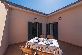 Sea Front Terrace Marco Polo