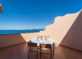 Sea Front Terrace Marco Polo