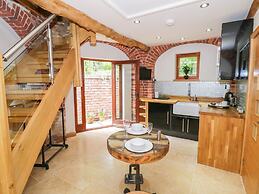 The Hyde Dovecote Kinver, pet Friendly Holiday let