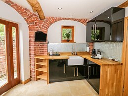 The Hyde Dovecote Kinver, pet Friendly Holiday let