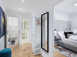 SKY9 Apartments District 3