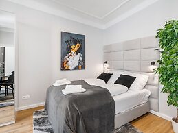 SKY9 Apartments District 3