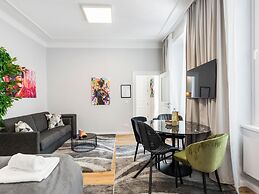 SKY9 Apartments District 3