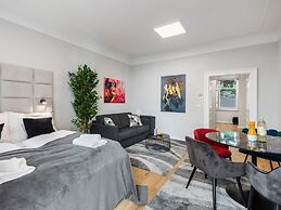 SKY9 Apartments District 3