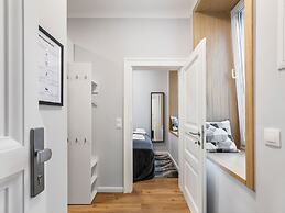 SKY9 Apartments District 3