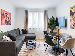 SKY9 Apartments District 3