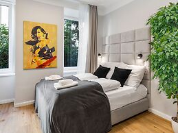 SKY9 Apartments District 3