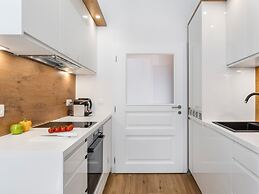 SKY9 Apartments District 3