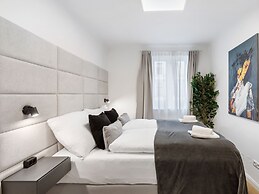 SKY9 Apartments District 3