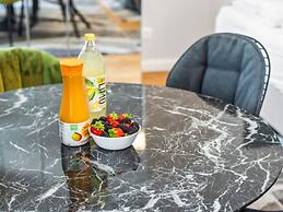 SKY9 Apartments District 3