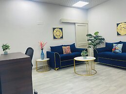 BluO 1BHK - DLF Galleria | Balcony, Suite