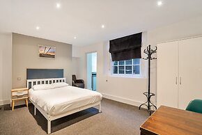 Oakfield Place Townhouse