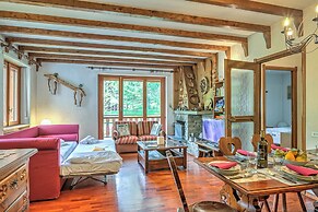 Asteria 29 (skiing nearby)