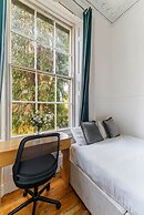 No 13 Georgian Shared House - By Clifton Short Lets