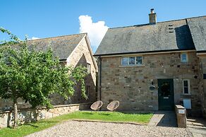 Northern Hideaways Apple Store, Ellingham