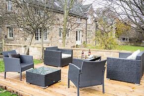 Northern Hideaways Apple Store, Ellingham