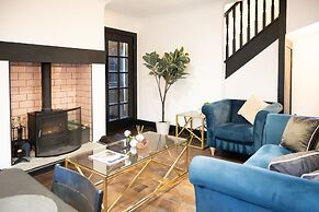 Northern Hideaways Apple Store, Ellingham