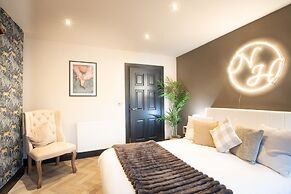 Northern Hideaways Apple Store, Ellingham