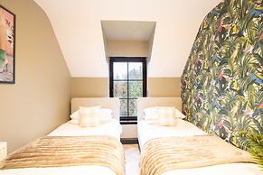 Northern Hideaways Apple Store, Ellingham