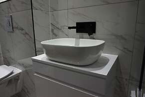 Northern Hideaways Apple Store, Ellingham