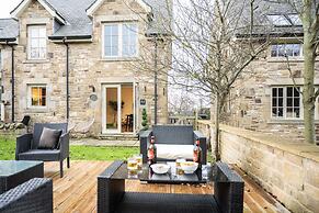 Northern Hideaways Apple Store, Ellingham