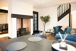 Northern Hideaways Apple Store, Ellingham