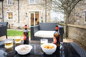 Northern Hideaways Apple Store, Ellingham