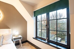 Northern Hideaways Apple Store, Ellingham