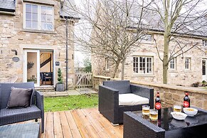 Northern Hideaways Apple Store, Ellingham