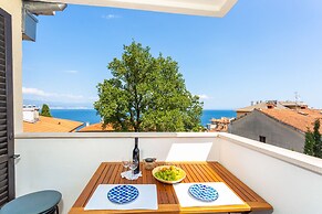 Bright 3-bedroom Apartment in Lovran