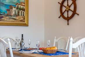 Bright 3-bedroom Apartment in Lovran