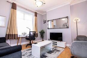 1BR Summit Holburn - Cosy Flat With Ultrafast Wifi