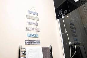 1BR Summit Holburn - Cosy Flat With Ultrafast Wifi