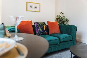 Cosy Central Aberdeen 1 Bed Flat by Retail Park