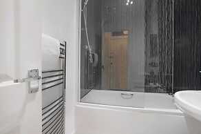 1BR Summit Holburn - Cosy Flat With Ultrafast Wifi