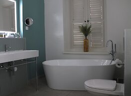 Kura Botanica Hotel