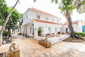 Kura Botanica Hotel