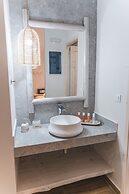 Aesthisis Sensational Accommodation