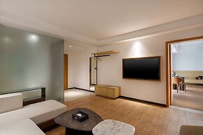 Microtel By Wyndham Xishuangbanna City Center