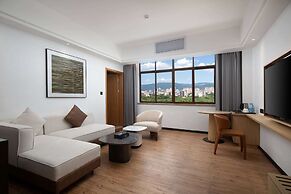 Microtel By Wyndham Xishuangbanna City Center