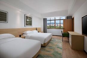 Microtel By Wyndham Xishuangbanna City Center