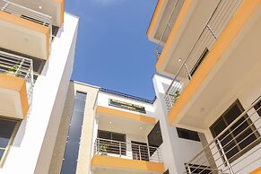 Spacious & Outstanding 3-bed Furnished Apartment