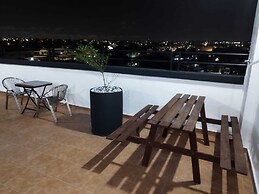 Spacious & Outstanding 3-bed Furnished Apartment