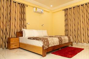 Spacious & Outstanding 3-bed Furnished Apartment