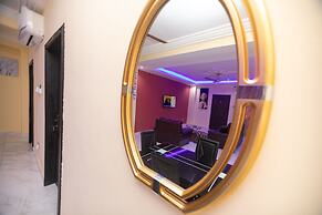 Stunning 2-bedroom Furnished Apartment in Accra