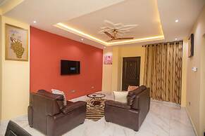 Stunning 2-bedroom Furnished Apartment in Accra
