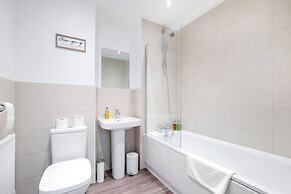 Modern 5 Bedroom 3 Bath Hse Aylesbury