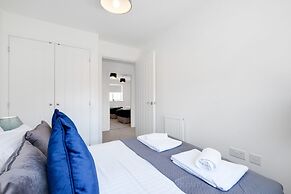 Modern 5 Bedroom 3 Bath Hse Aylesbury