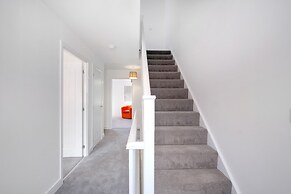 Modern 5 Bedroom 3 Bath Hse Aylesbury