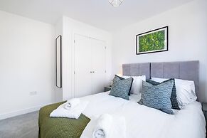 Modern 5 Bedroom 3 Bath Hse Aylesbury